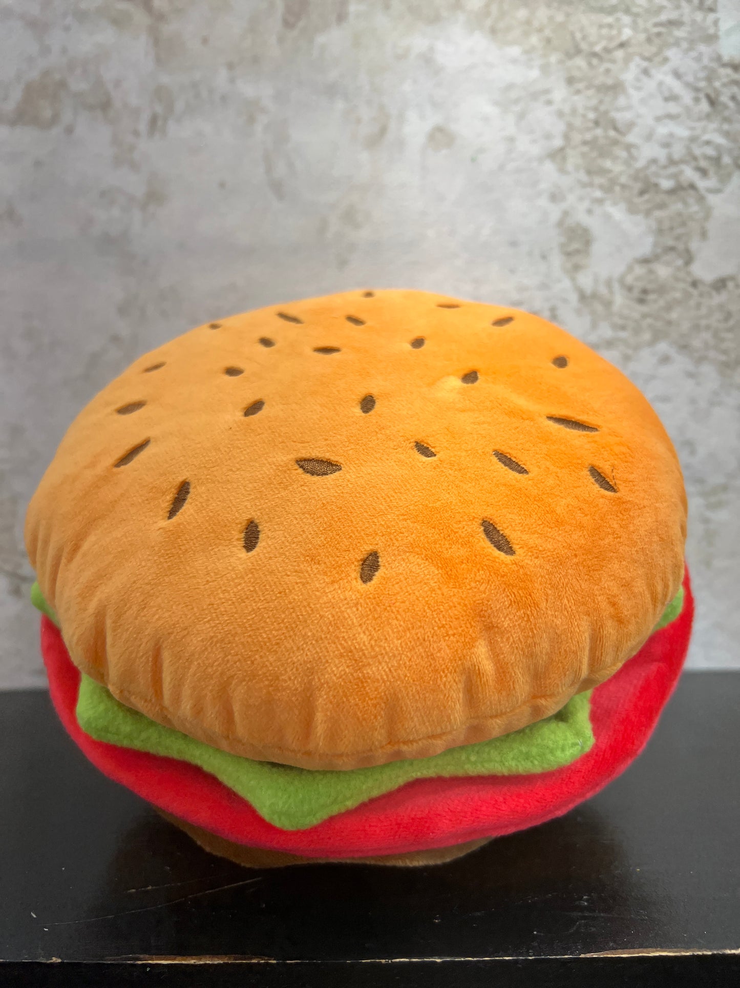 Plush Burger H5xDIA8       63696