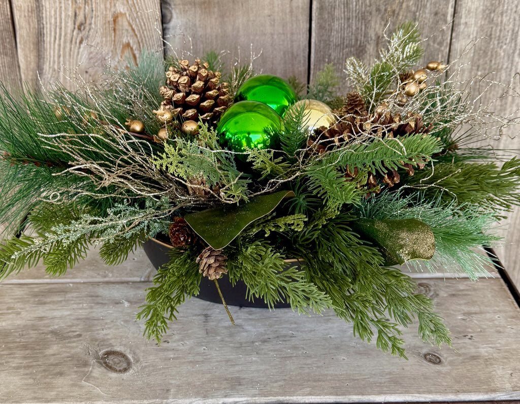 Ornaments & Pinecone Centerpeice