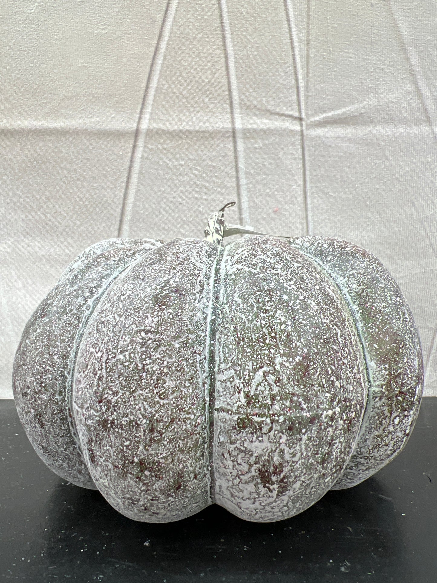 WEATHERED PUMPKIN W/STEM    MTH12670