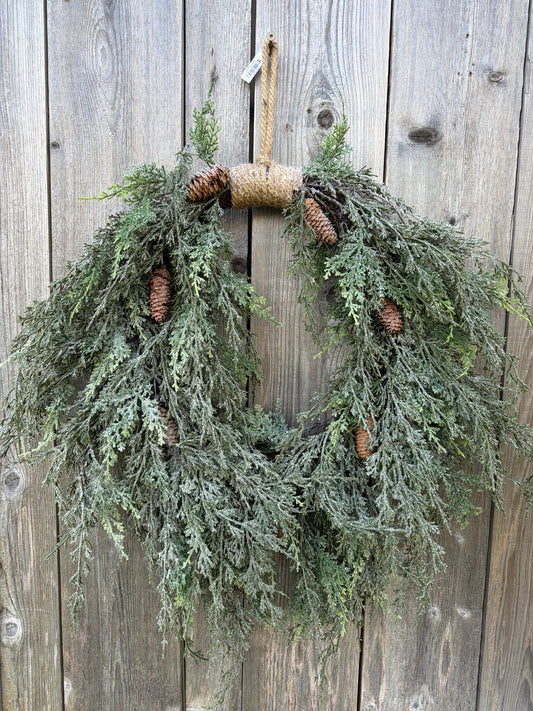 28" Silver Thread Cedar Wreath      XND2242