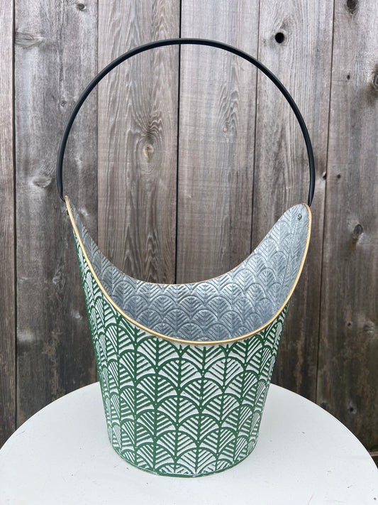 Emboss Oval Basket With Handle   14568