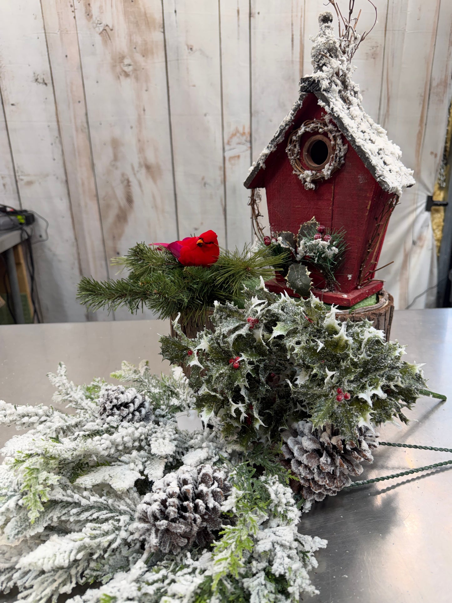 WINTER BIRDHOUSE CENTEPIECE KIT