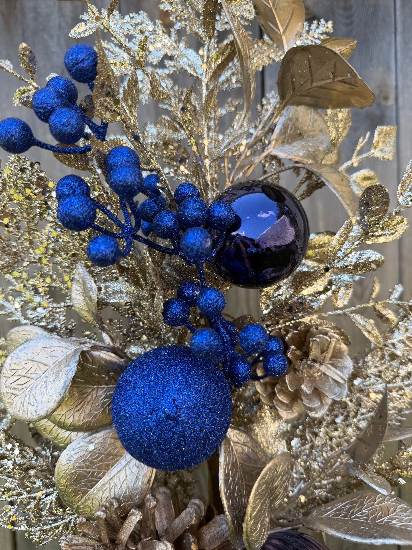 32" GLITTER LEAF/BERRY/CONE SPRAY   MTX74074