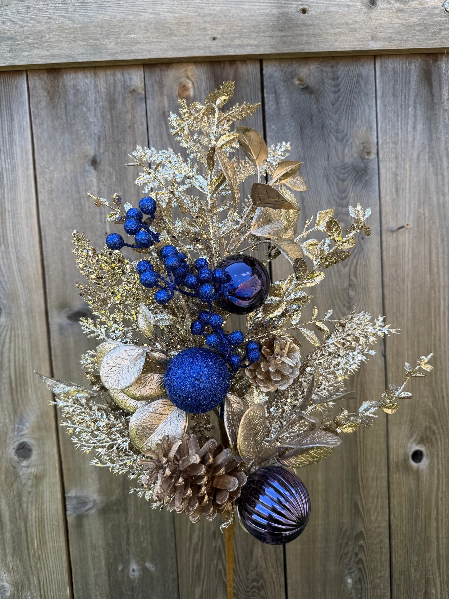 32" GLITTER LEAF/BERRY/CONE SPRAY   MTX74074
