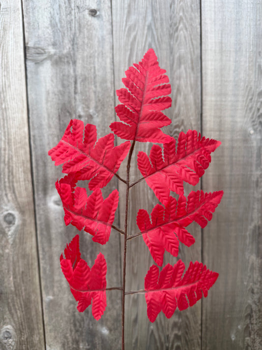 APART SILK LEATHER LEAF BUSH    FG663624 (Red)