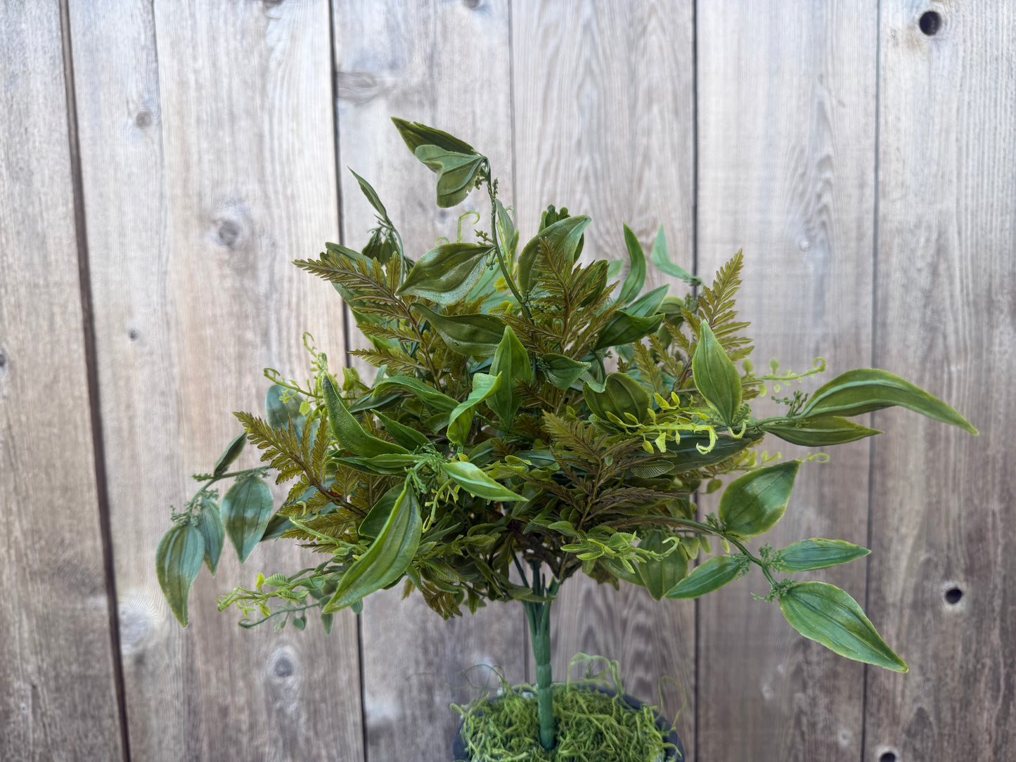 Mix Plastic Grass Bush    13356BU9