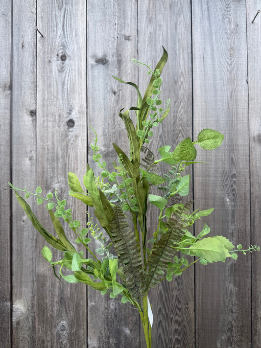 PLASTIC MIXED FERN SPRAY  61639