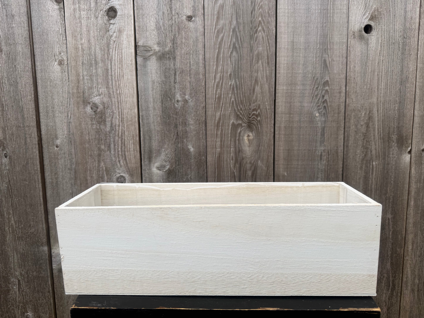 WOODEN WINDOW BOX WHITE   5216WH