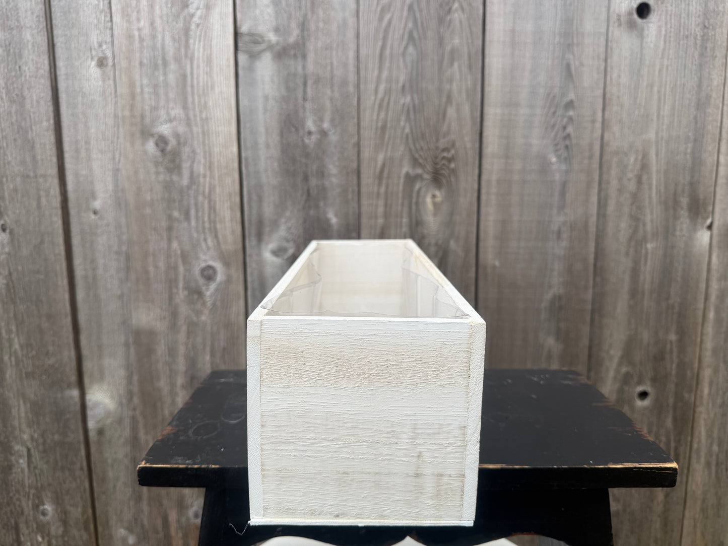 WOODEN WINDOW BOX WHITE   5216WH