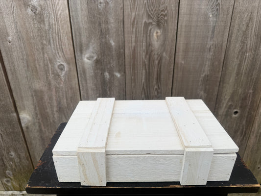 WOODEN CHEST BROWN   1370-WH