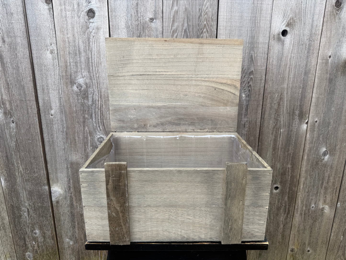 WOODEN CHEST BROWN   1370-BR