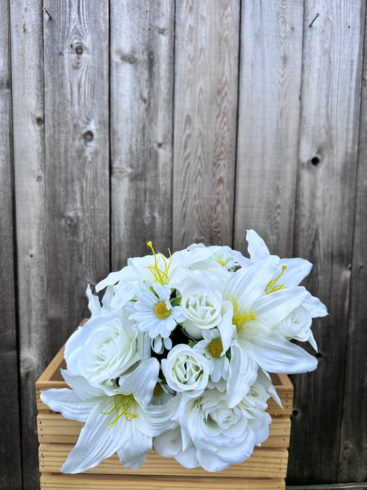 SYMPATHY KIT WHITE