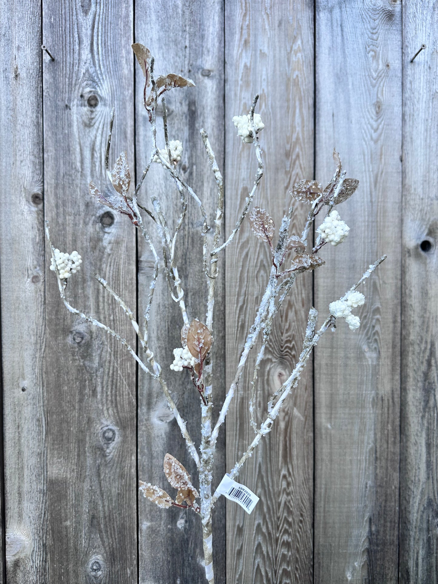 ICY BIRCH BERRY & LEAVES SPRAY  XBR2025