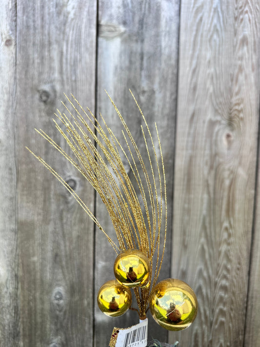 Christmas Ball Pick XP551468-058