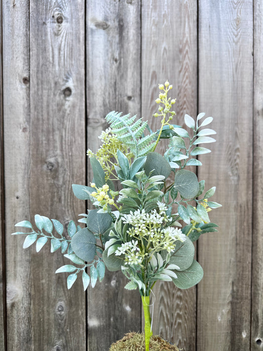 Mixed Eucalyptus Berry   83397