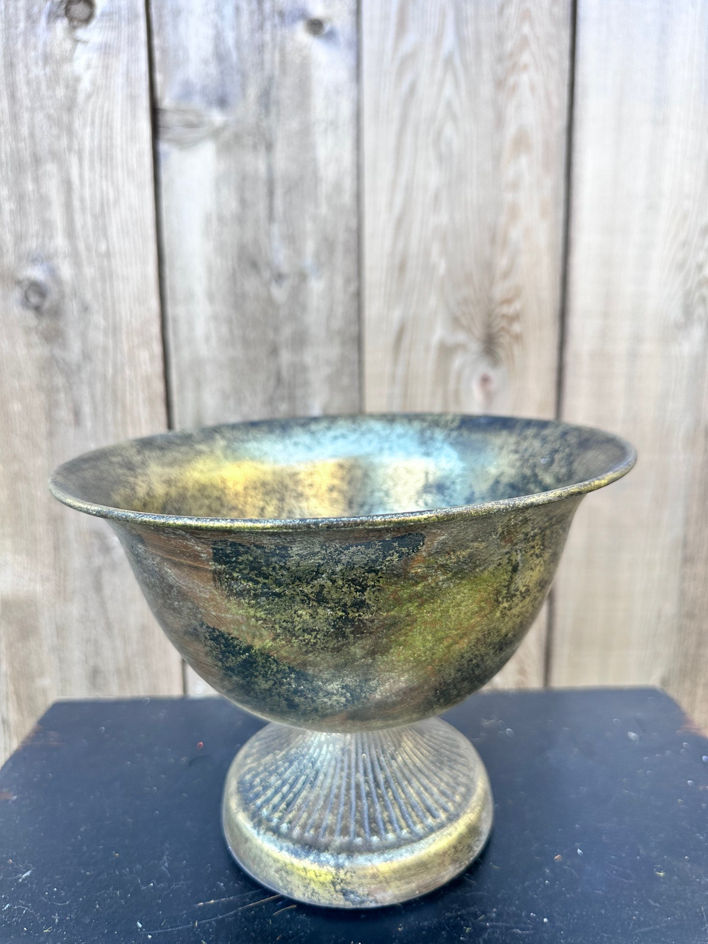 ANTIQUE DECORATIVE BOWL GOLD    8979GD
