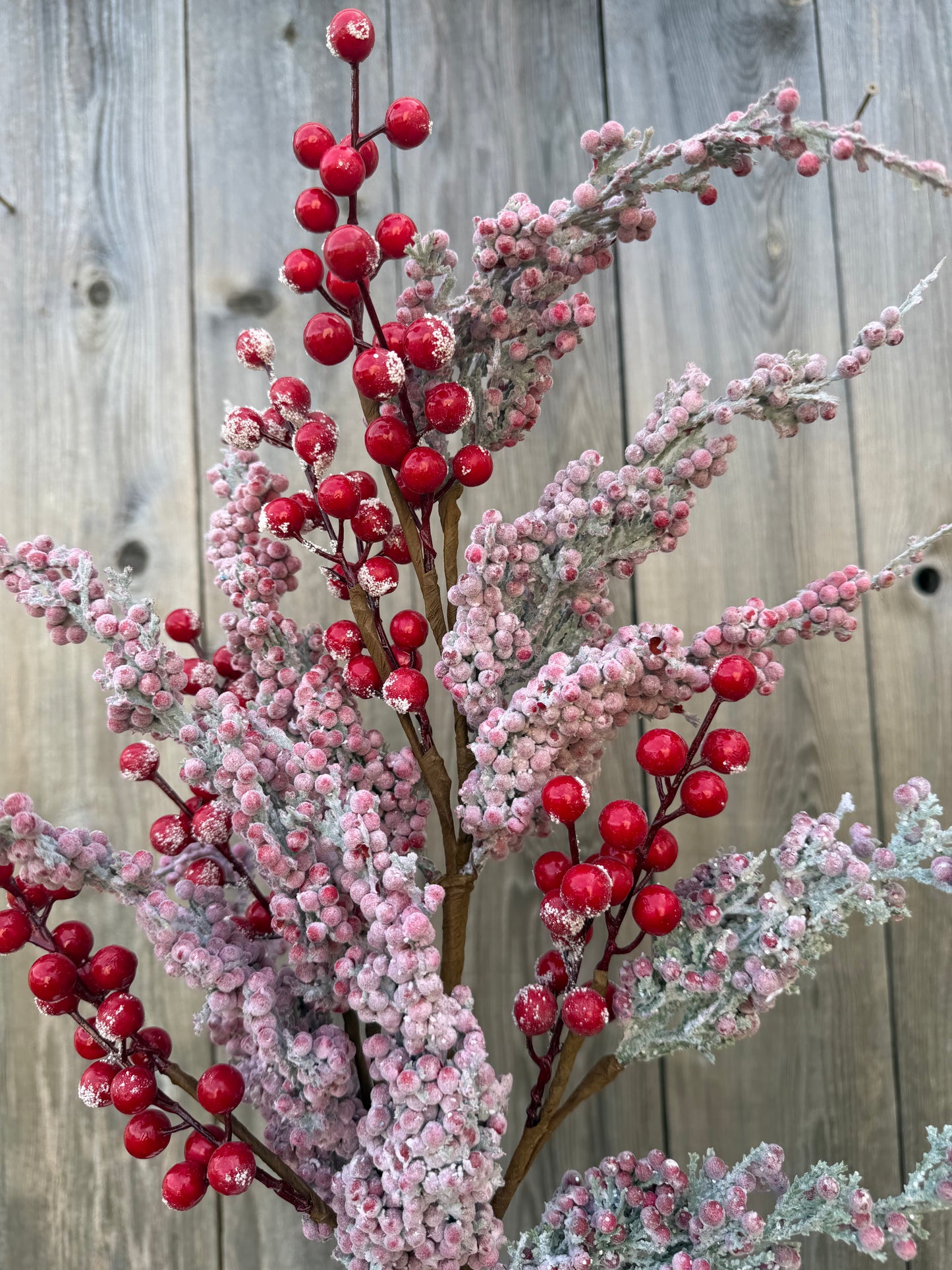 28 IN FROSTED BERRY PINE   65892