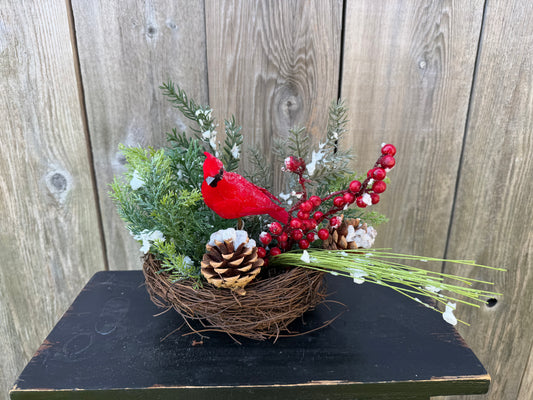 8" COZY CARDINAL CHRISTMAS NEST   MTX78135