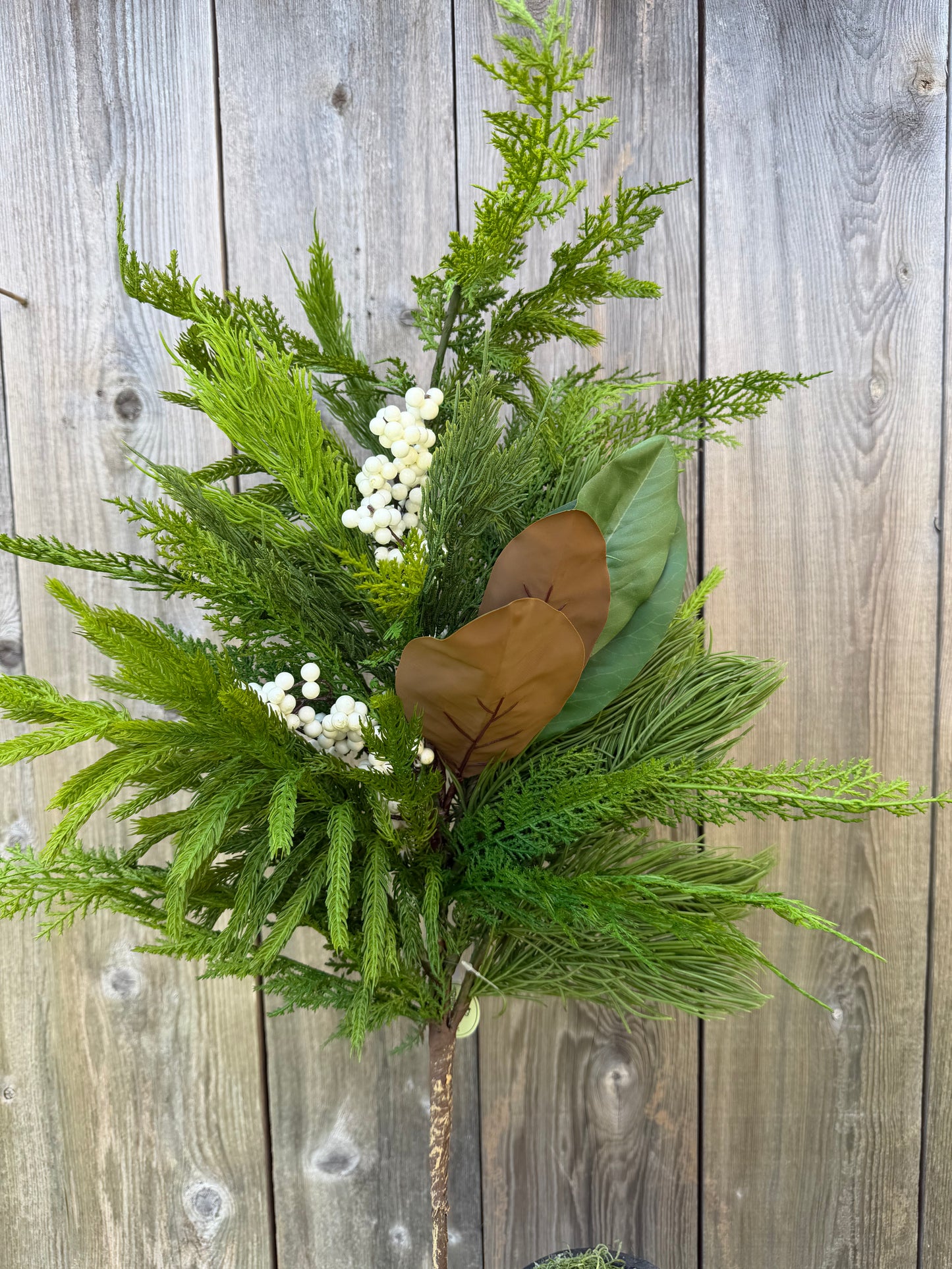 38" REAL TOUCH XMAS GREEN/BERRY/MAG SPRAY   MTX77759