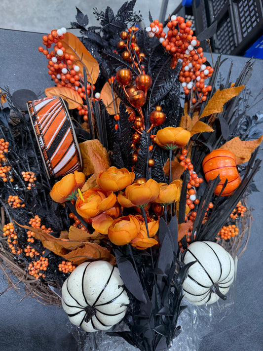 ORANGE AND BLACK FALL KIT