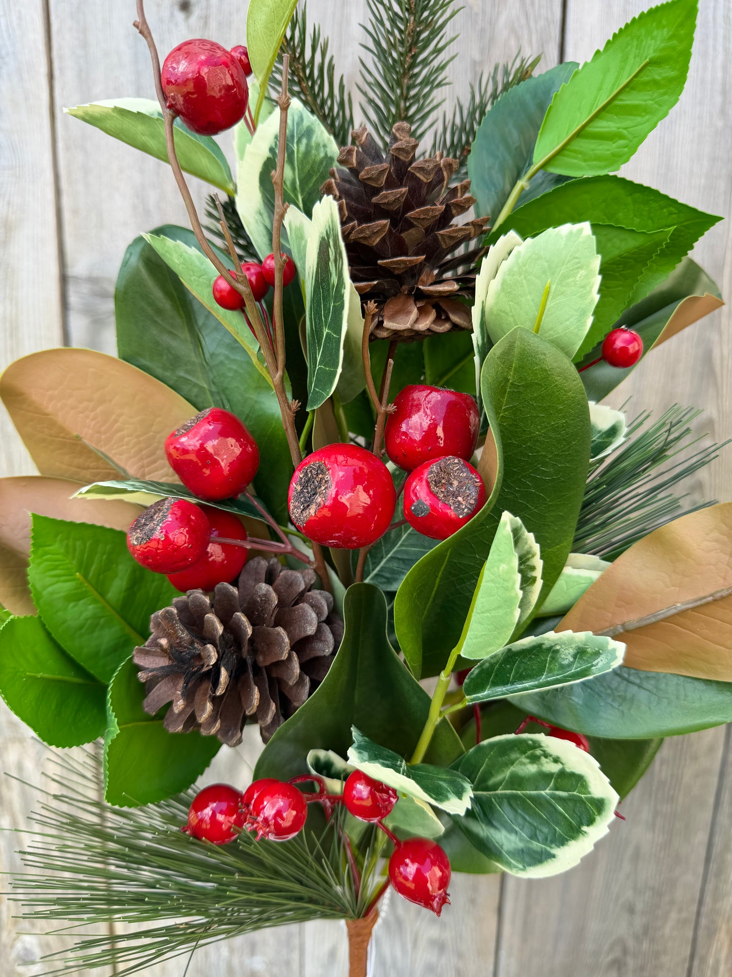 MAGNLIA/PINE/HOLLY/BERRY SPRY    XX8672