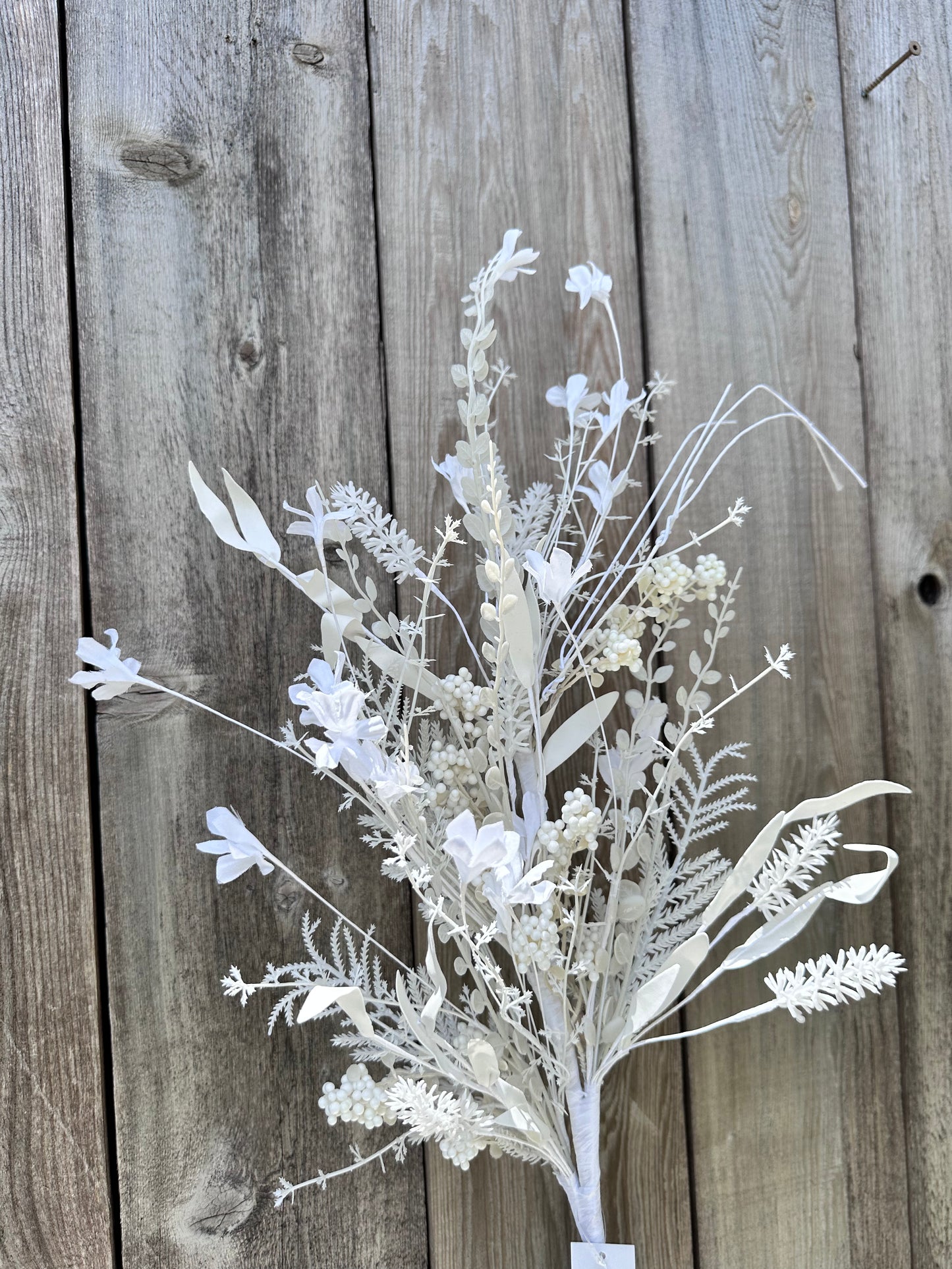 FROSTEDR 31 IN MIXED XMAS SPRAY 65267-WT