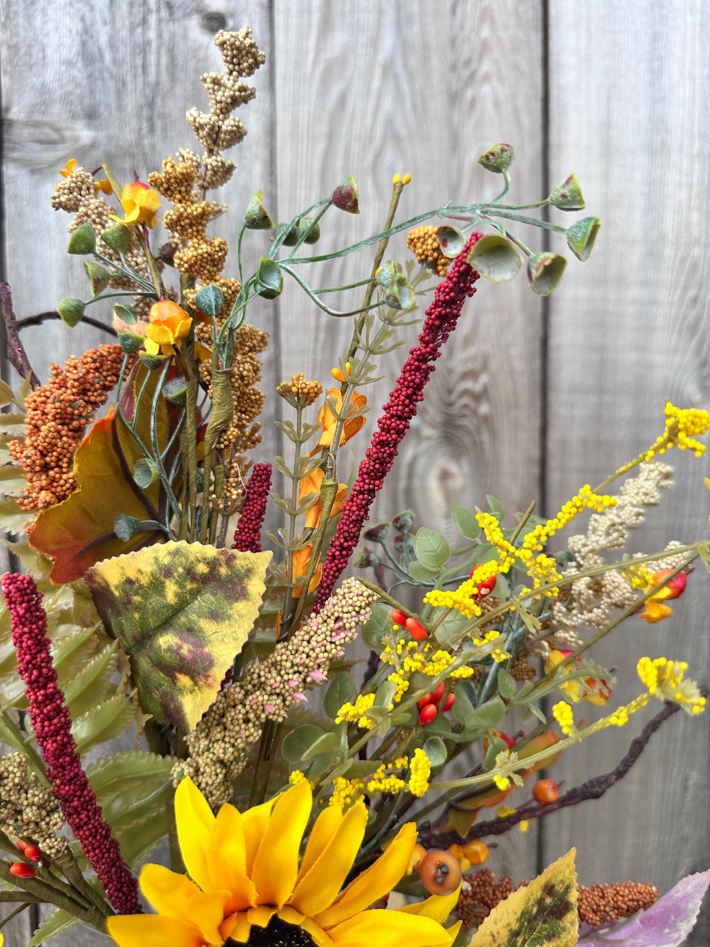 MIXED SUNFLOWER BERRY    65353