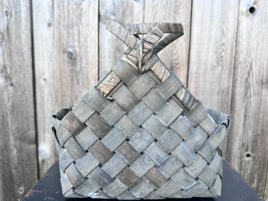 Woven Basket w.Loop Handle  M10706