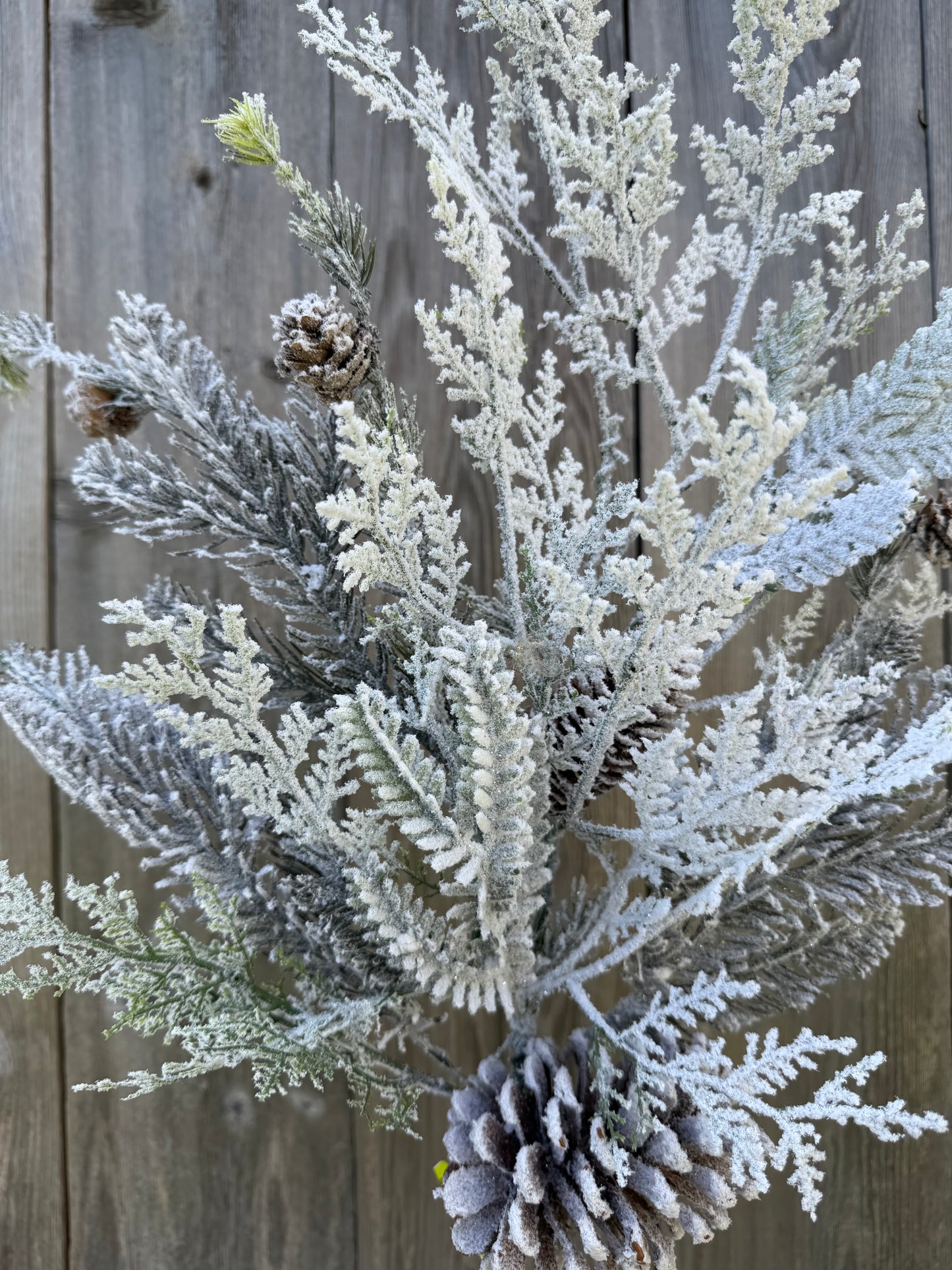 Flocked Pine Spray H28   85334SP28