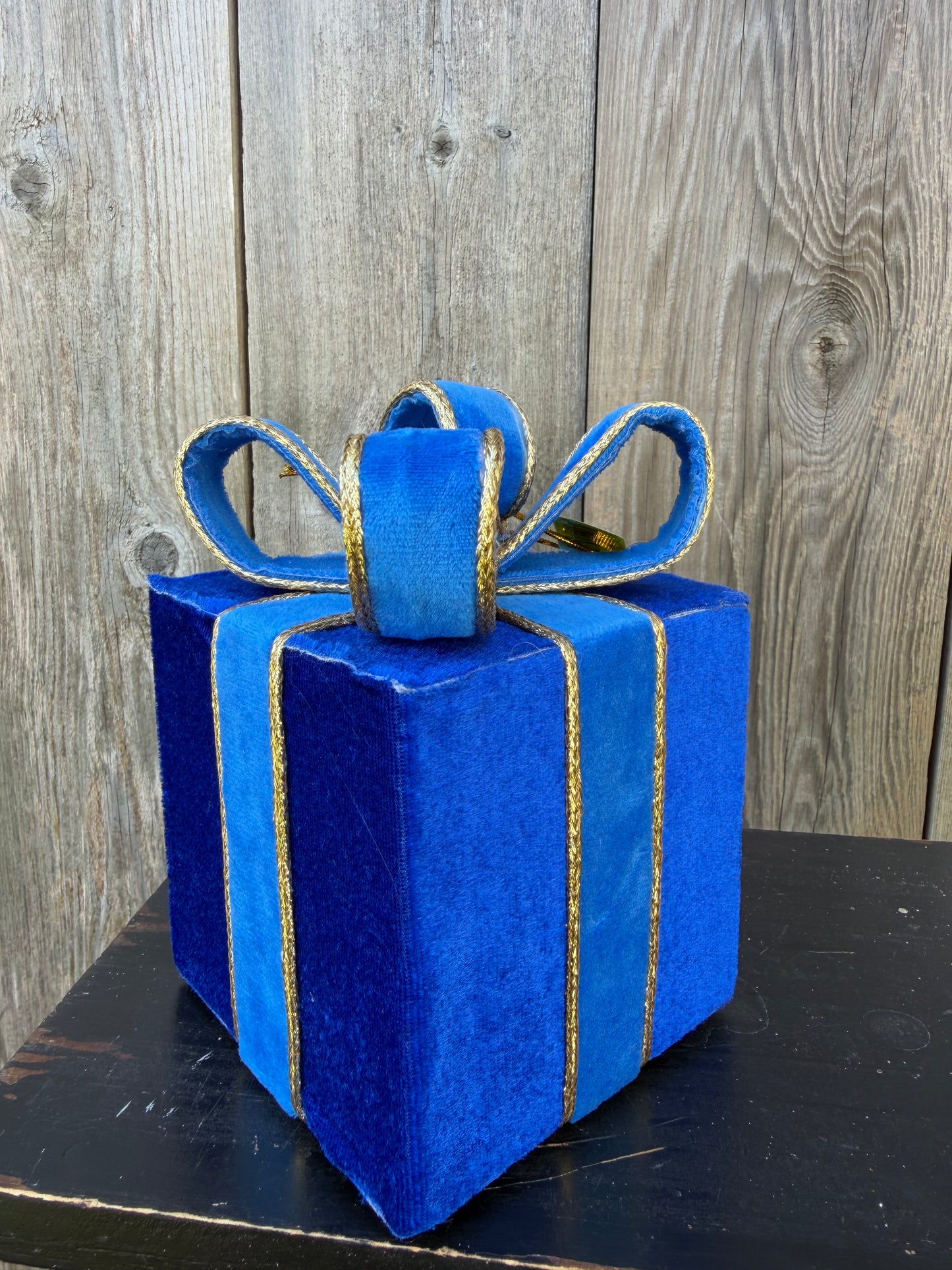 Decor Velvet Gift Box Small   86698BL