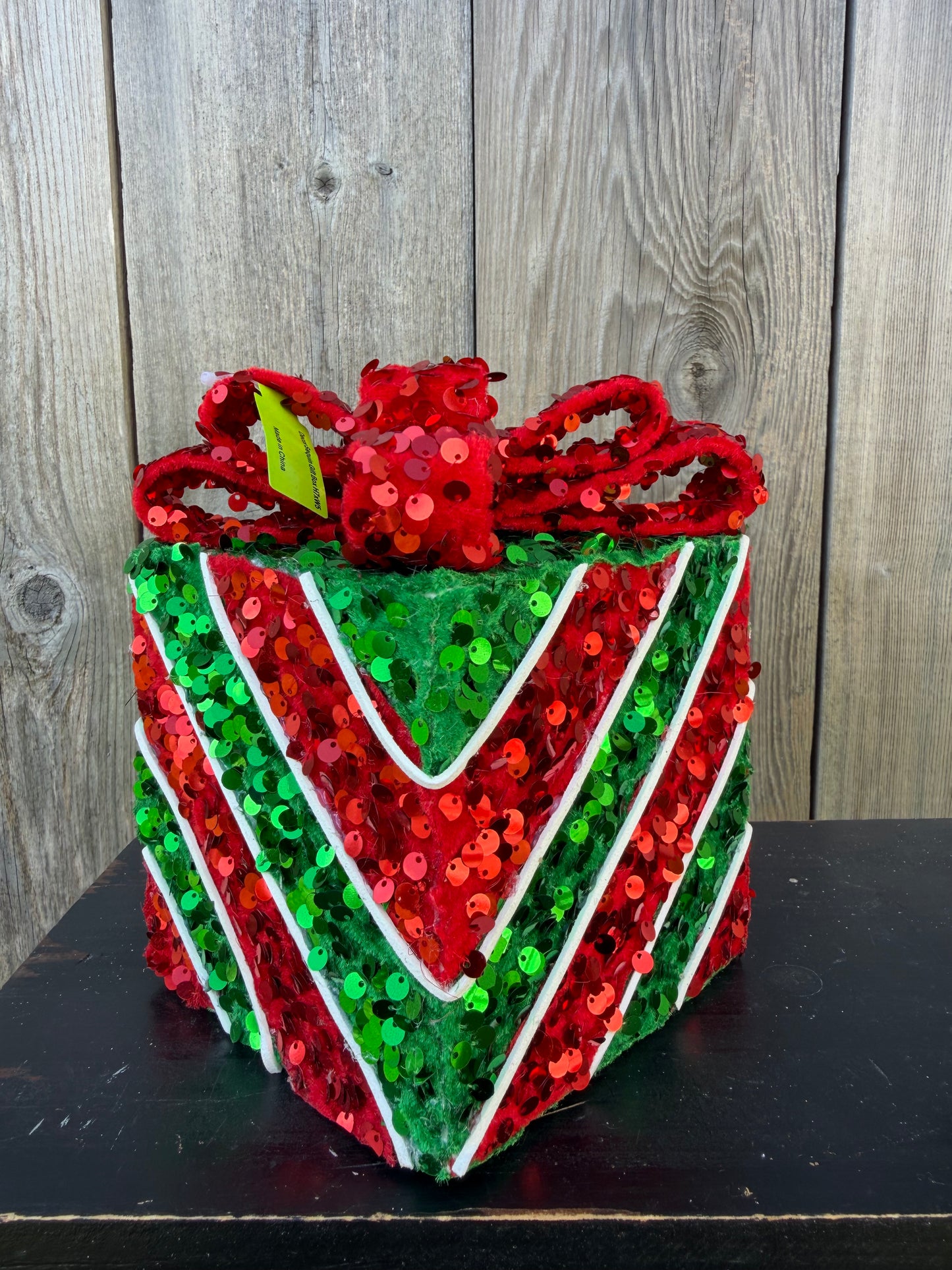 Decor Sequin Gift Box    86034RWG