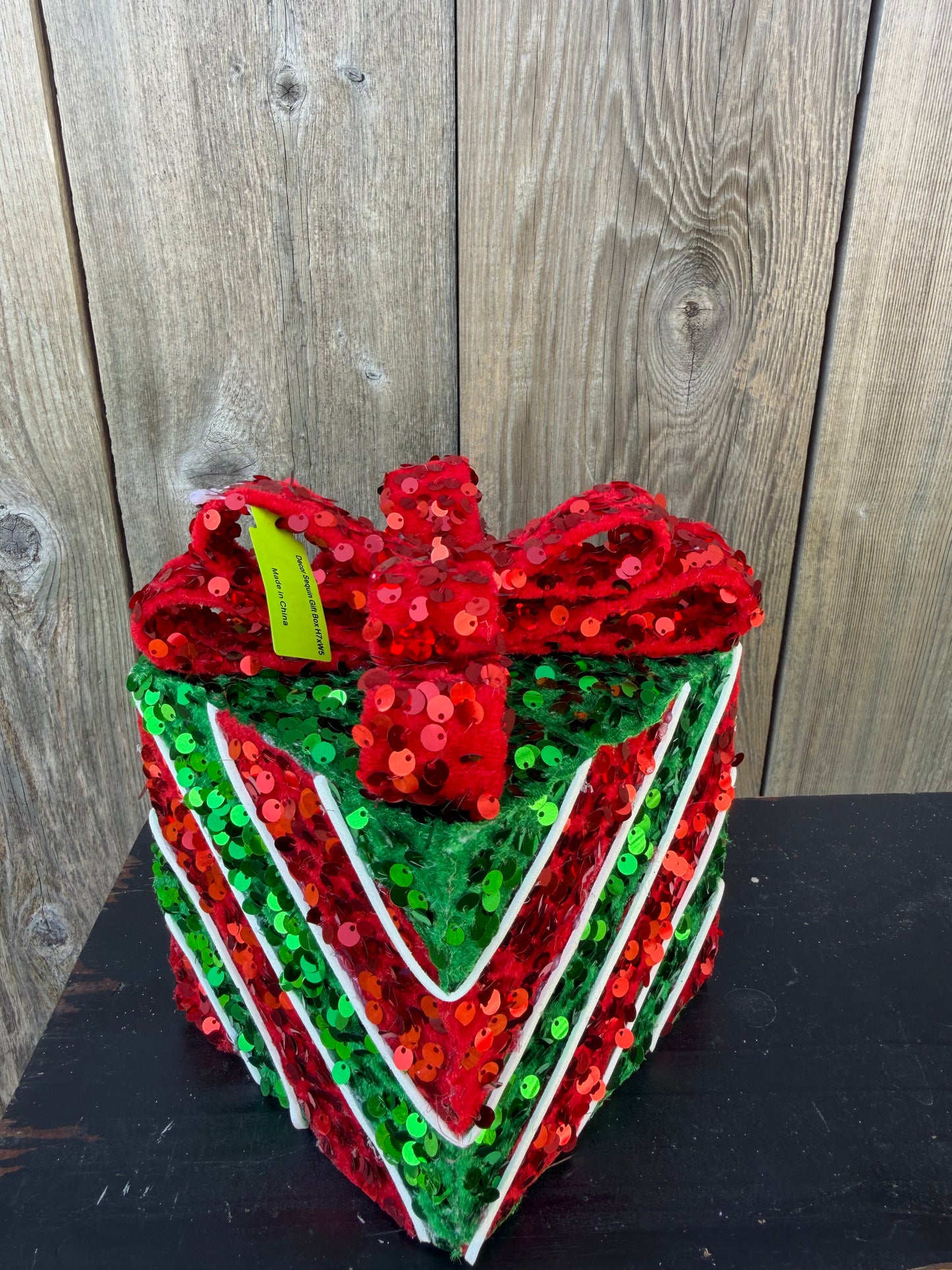 Decor Sequin Gift Box    86034RWG
