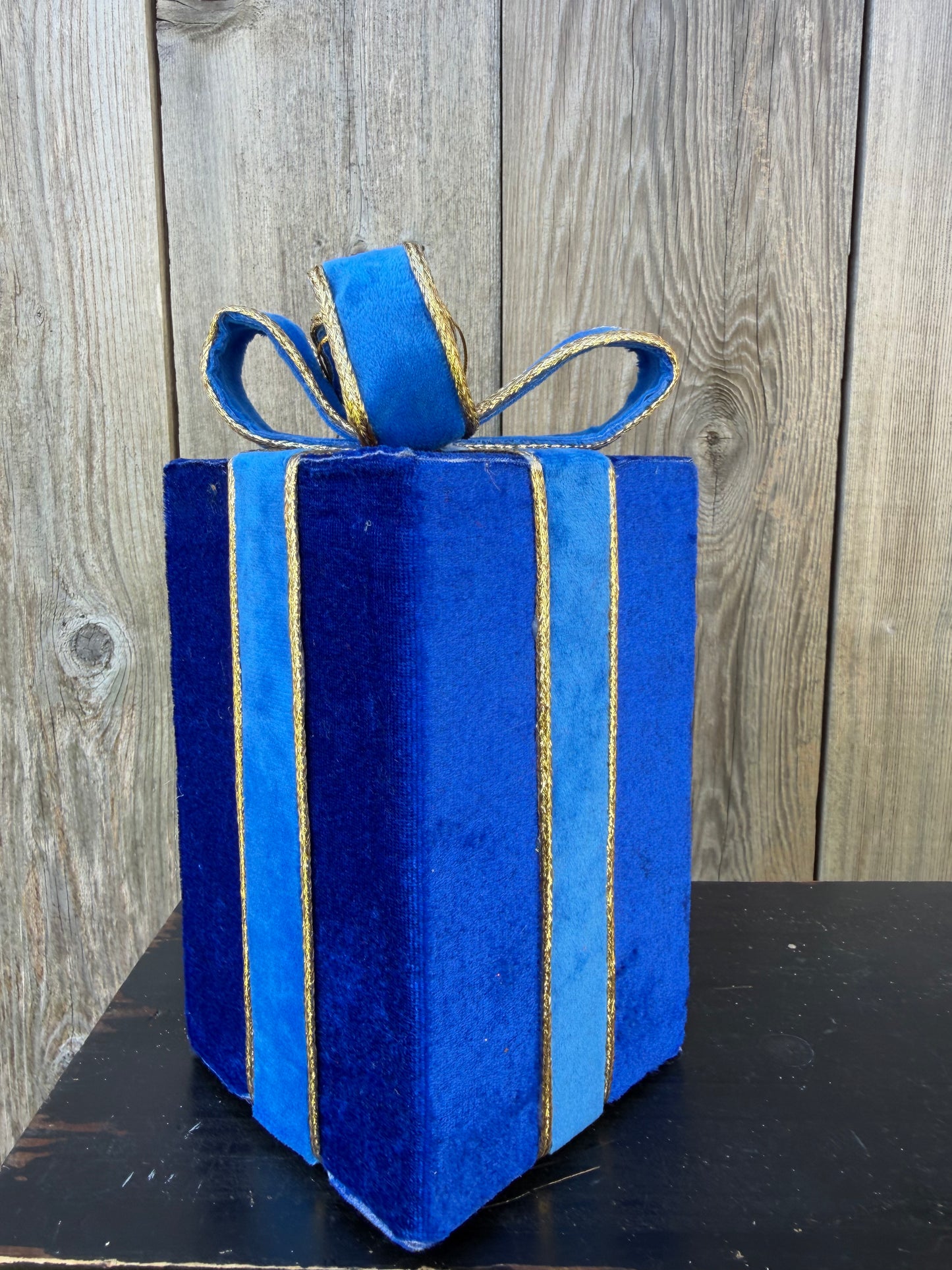 Decor Velvet Gift Box Large   86697BL