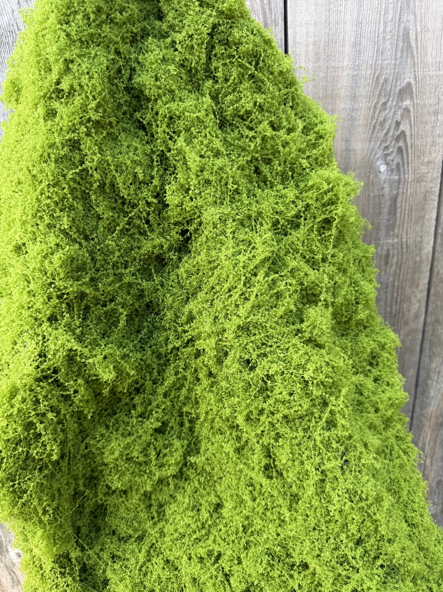 FAUX MOSS SHEET GREEN   MD176409