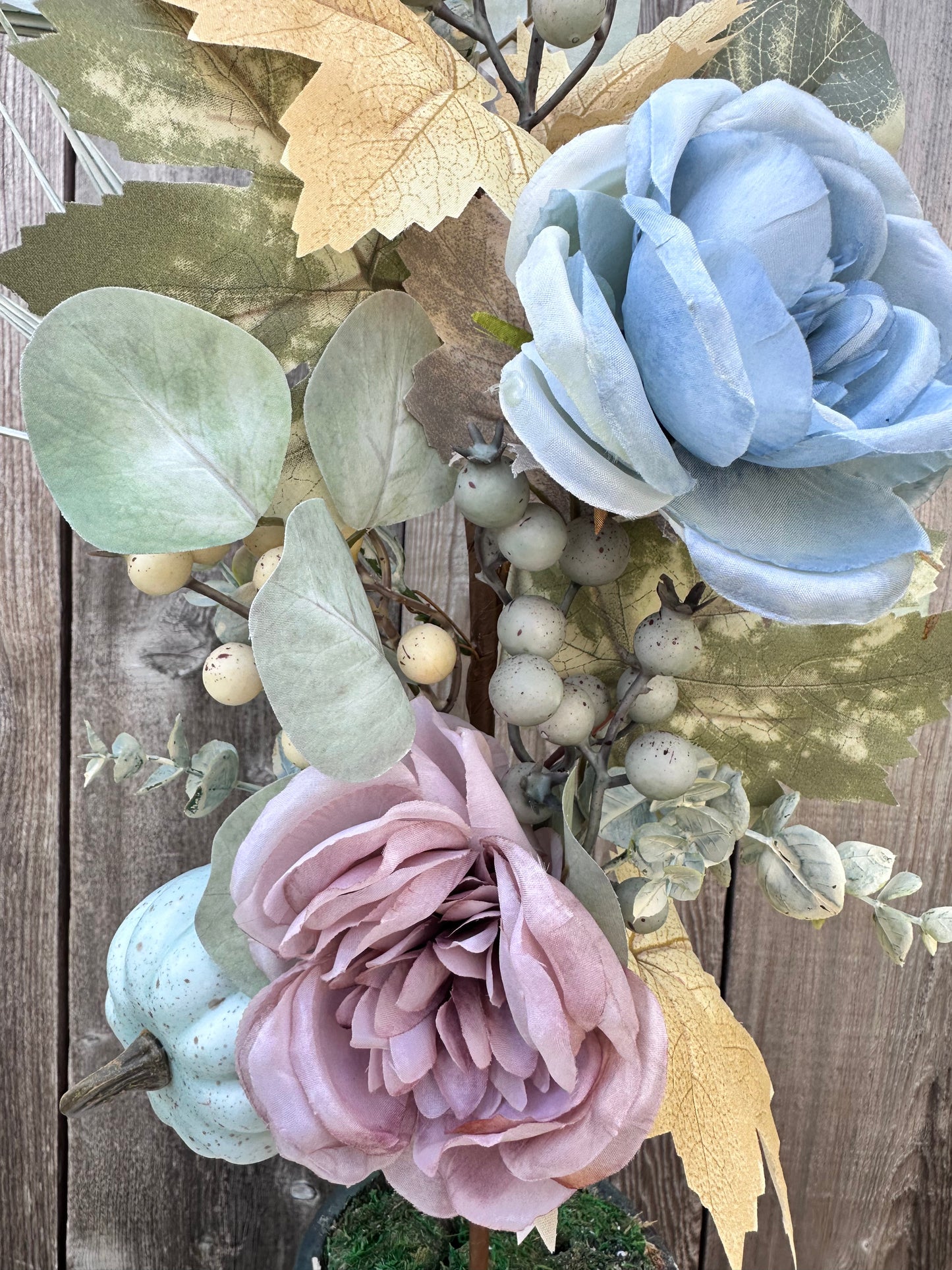 MIXED PEONY PUMPKIN. 23071