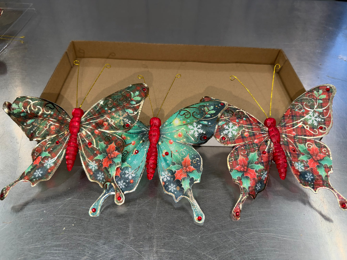 3ast butterflies with clip SET OF SIX   54201