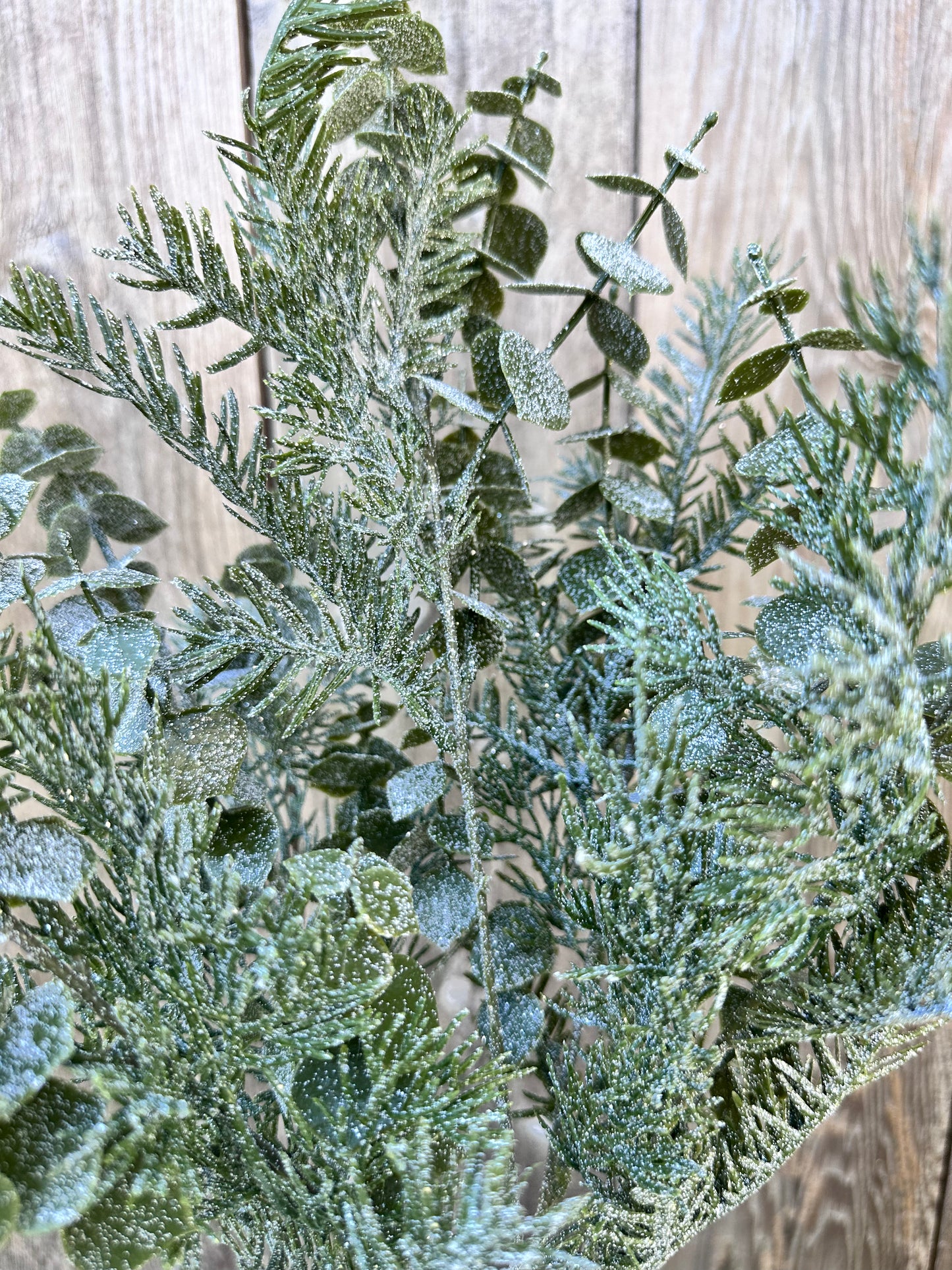 ICED MIXED PINE CEDAR  83249