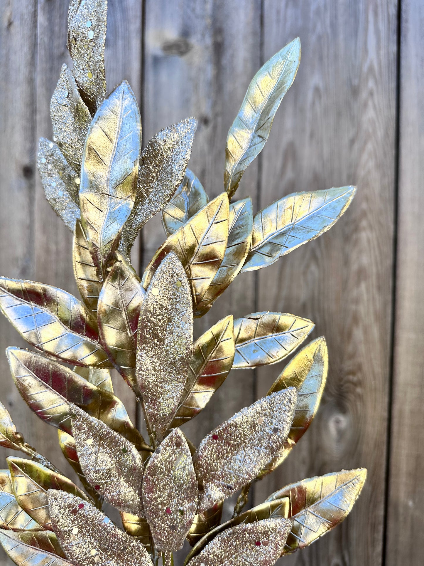MIXED GLITTER METALLIC BAY LEAF SPRAY  DCSP3618