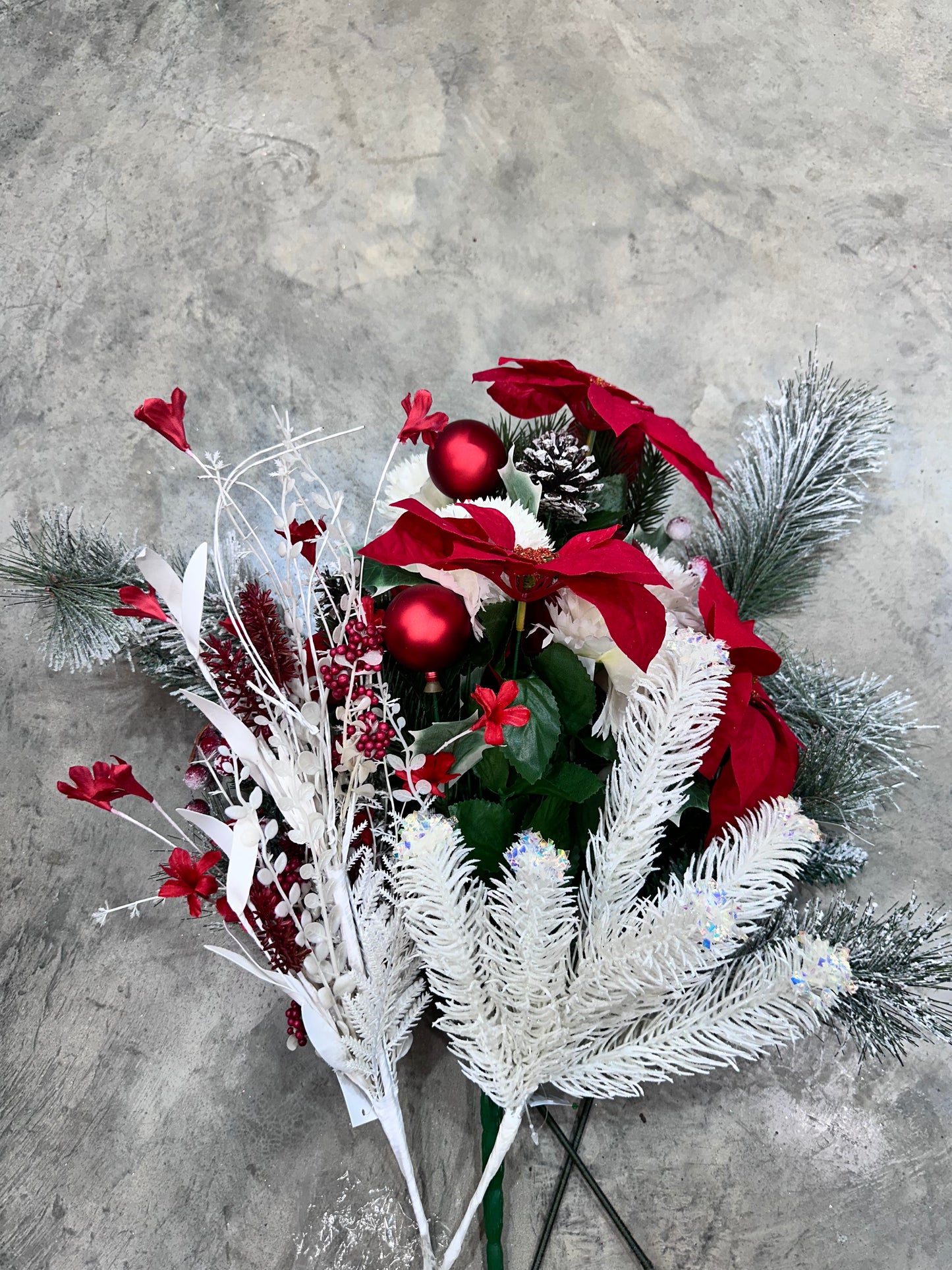 CHRISTMAS CEMETERY KIT