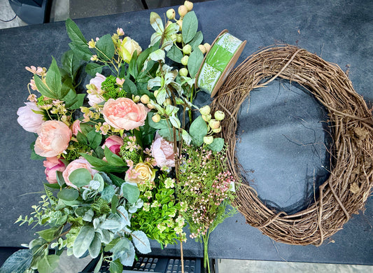 BUTTERFLY WREATH KIT