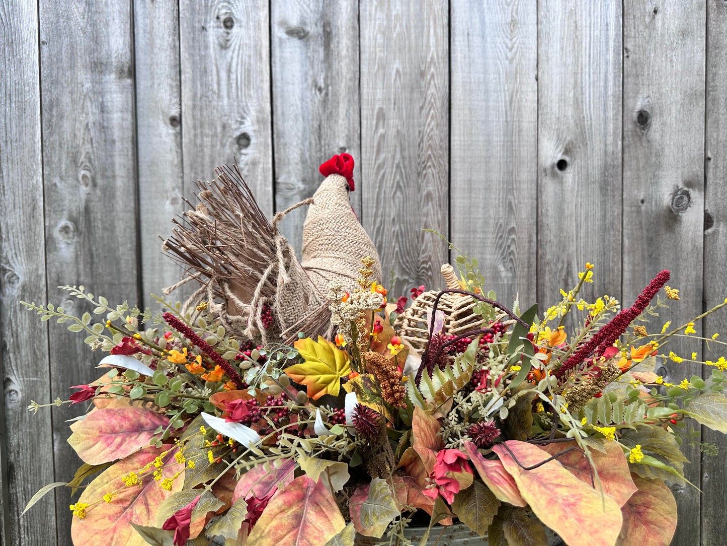 FALL ROOSTER CENTERPIECE