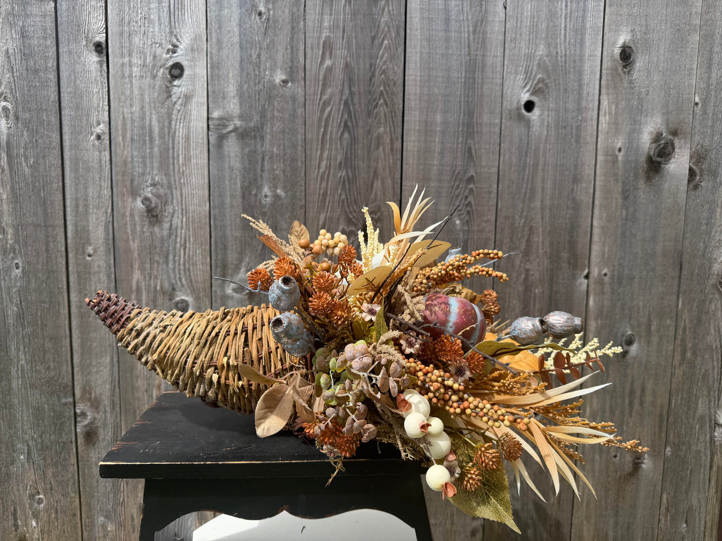 CORNUCOPIA CENTERPIECE