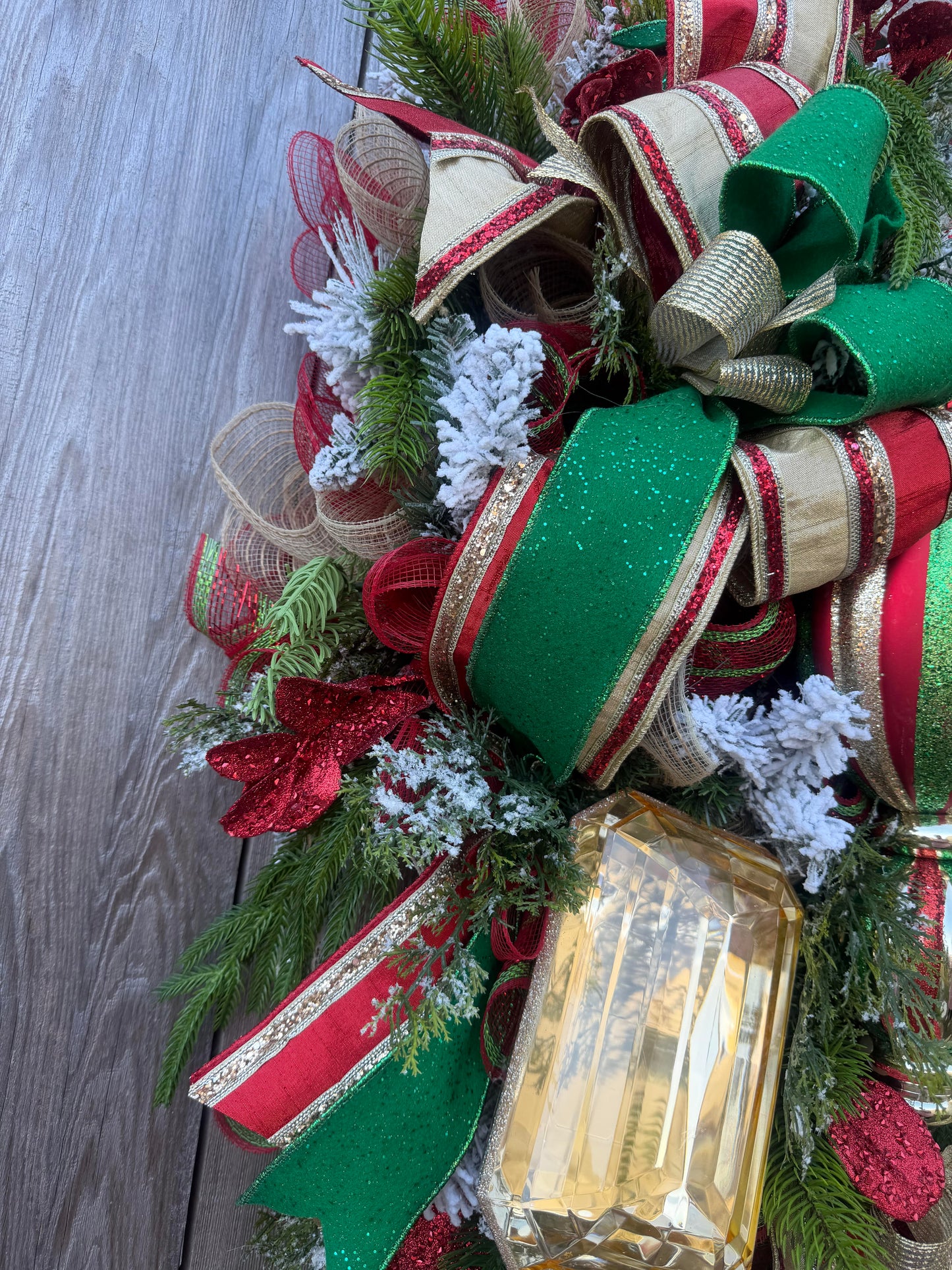 BEJEWLED CHRISTMAS WREATH