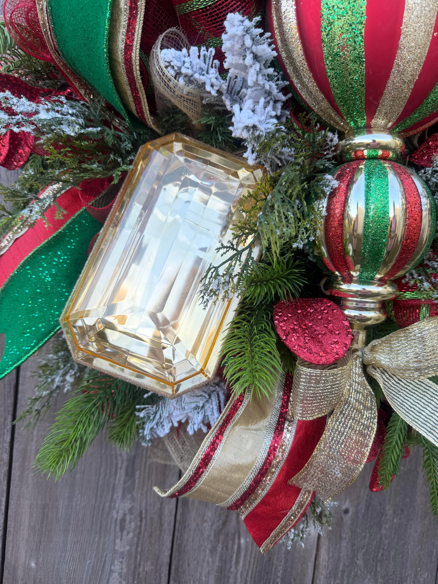 BEJEWLED CHRISTMAS WREATH