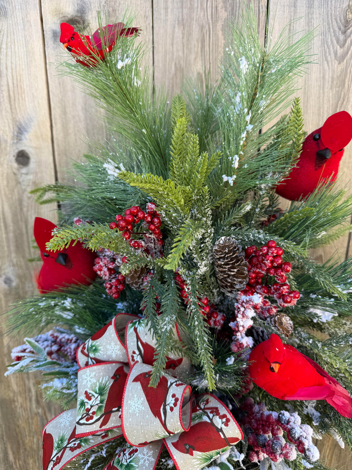 Top Hat Cardinal Centerpiece
