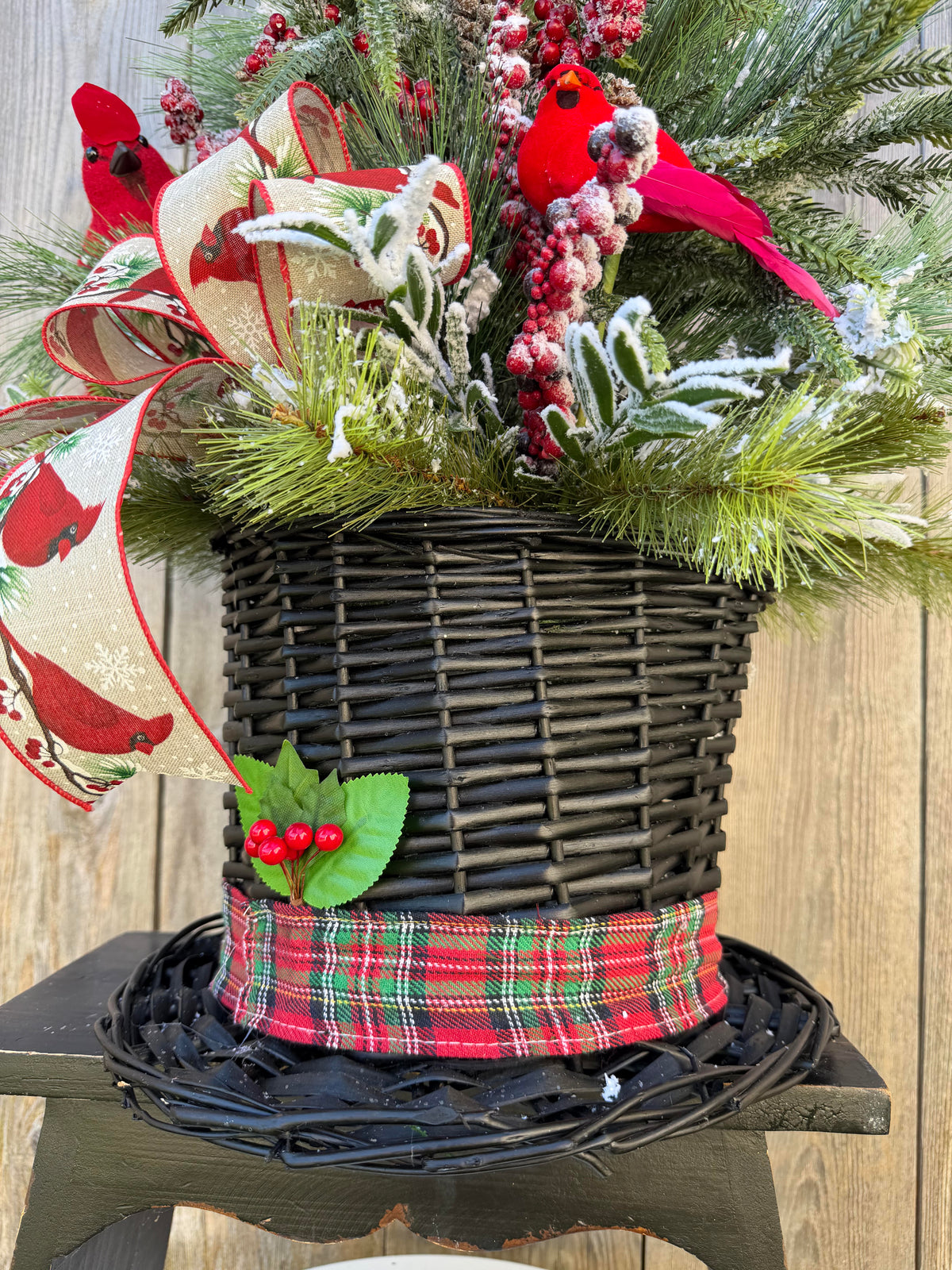 Top Hat Cardinal Centerpiece