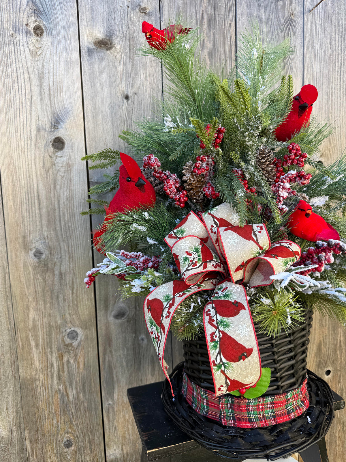 Top Hat Cardinal Centerpiece
