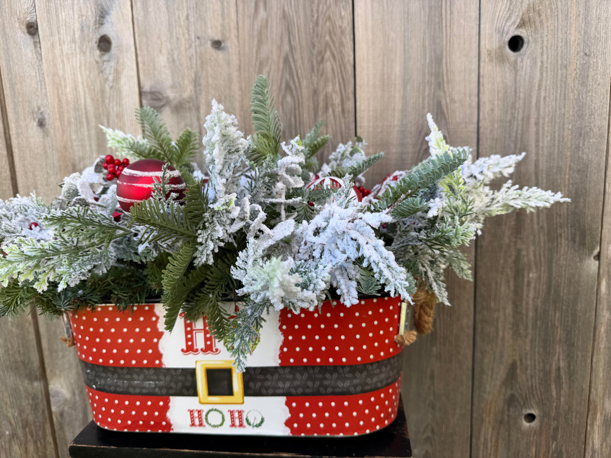 Red and White Christmas Centerpiece