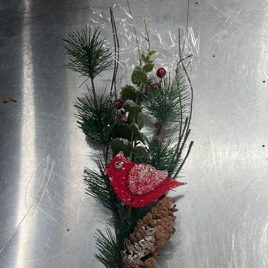 FROSTED PINE/PINECONE/BERRY SPRAY W/ FELT CARDINAL  DC21808RDWH