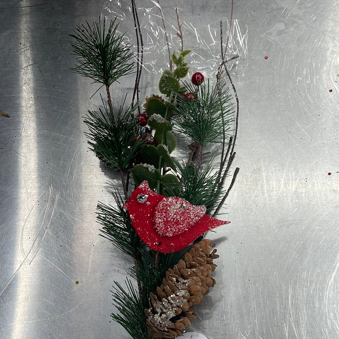 FROSTED PINE/PINECONE/BERRY SPRAY W/ FELT CARDINAL  DC21808RDWH